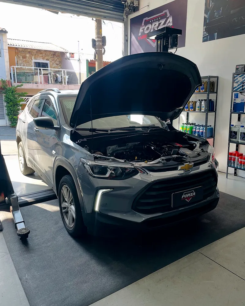 Chevrolet Tracker Turbo na oficina